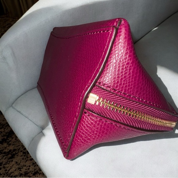 Coach Pebbled Leather Zip Around Cosmetic Pouch in Pink Orchard EUC - Picture 8 of 11